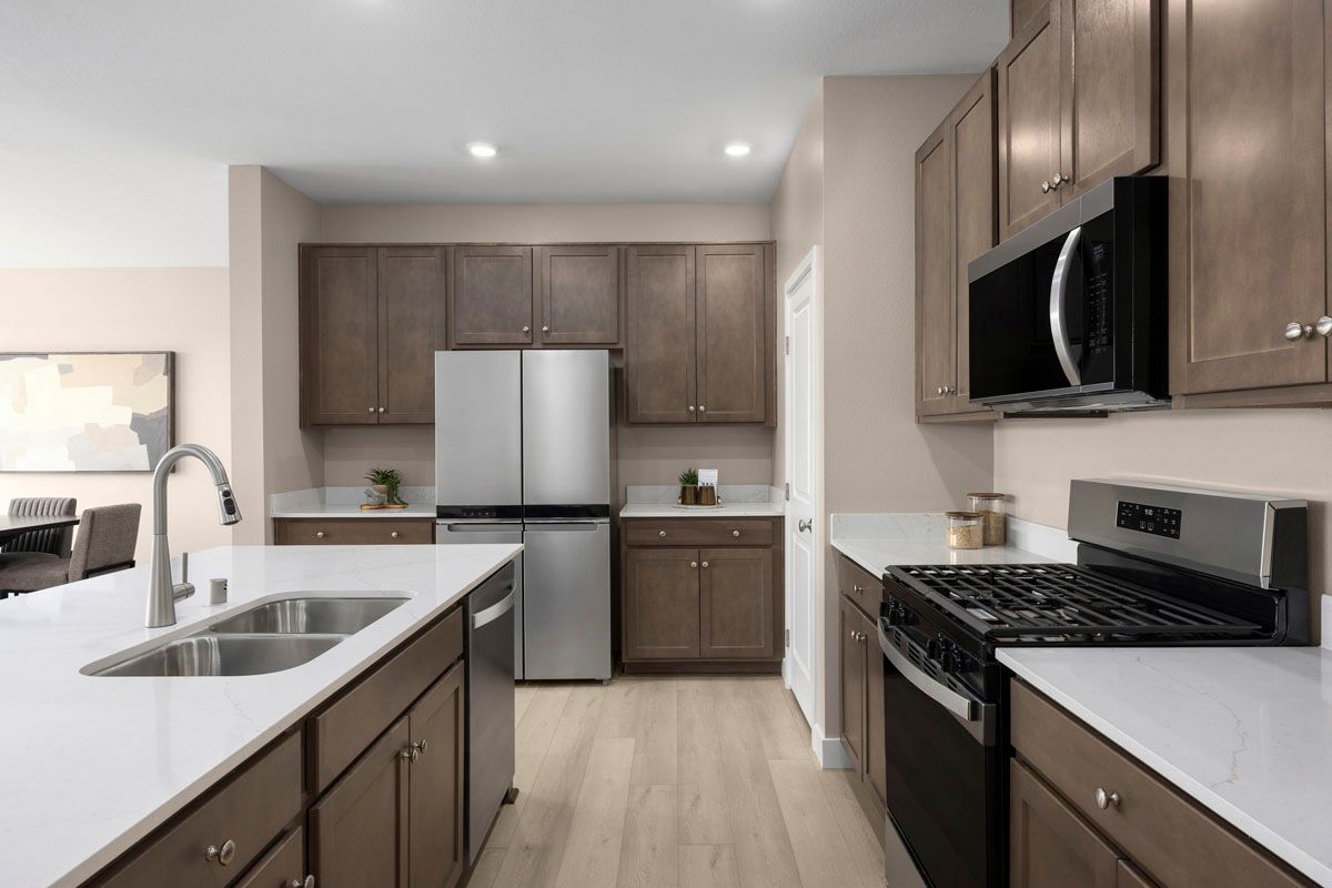 Plan 2069 Modeled - Stainless steel appliances