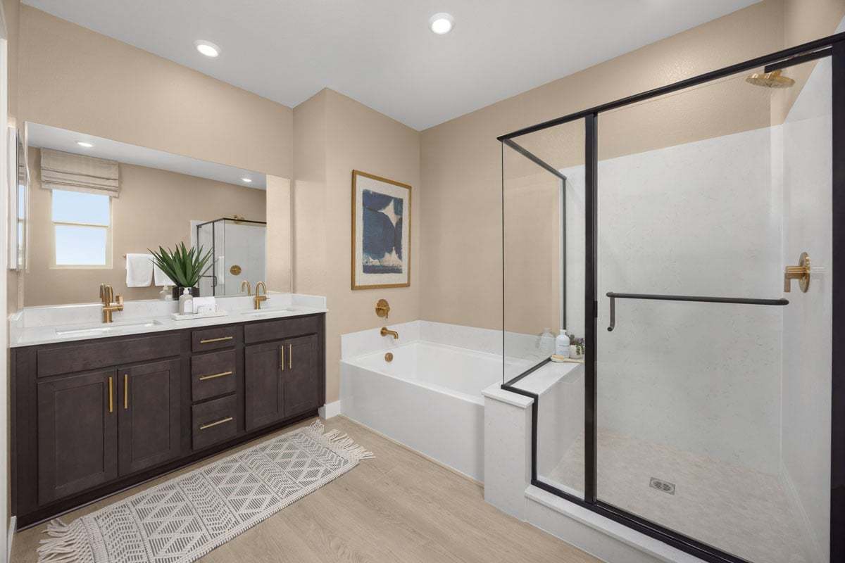 Plan 1947 End Unit Modeled - Super primary bath