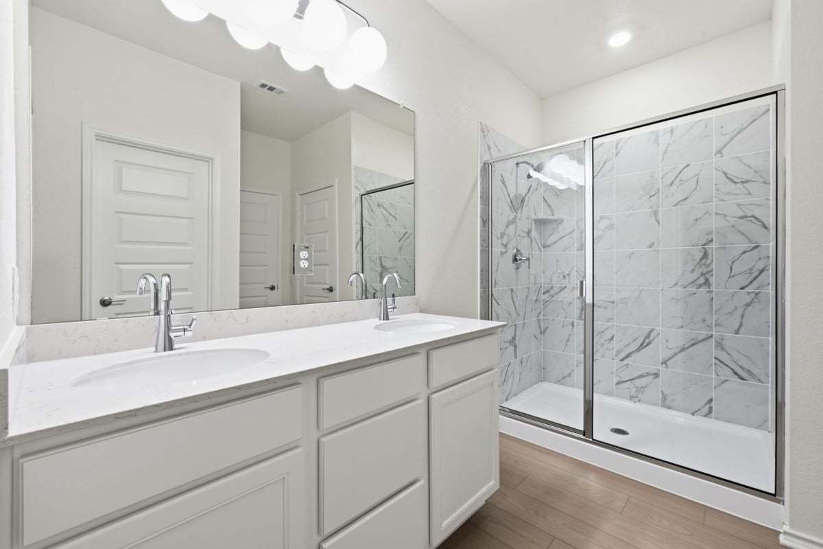 Primary bath