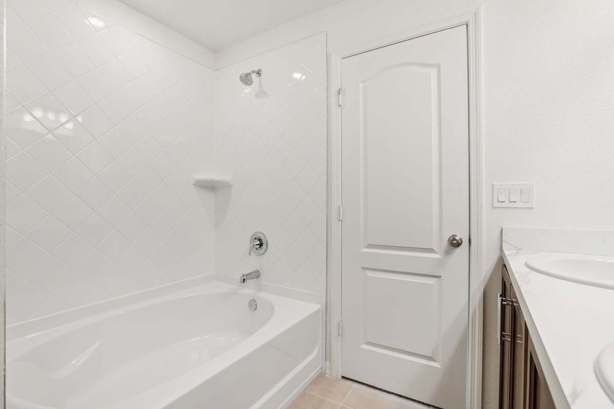 Primary bath