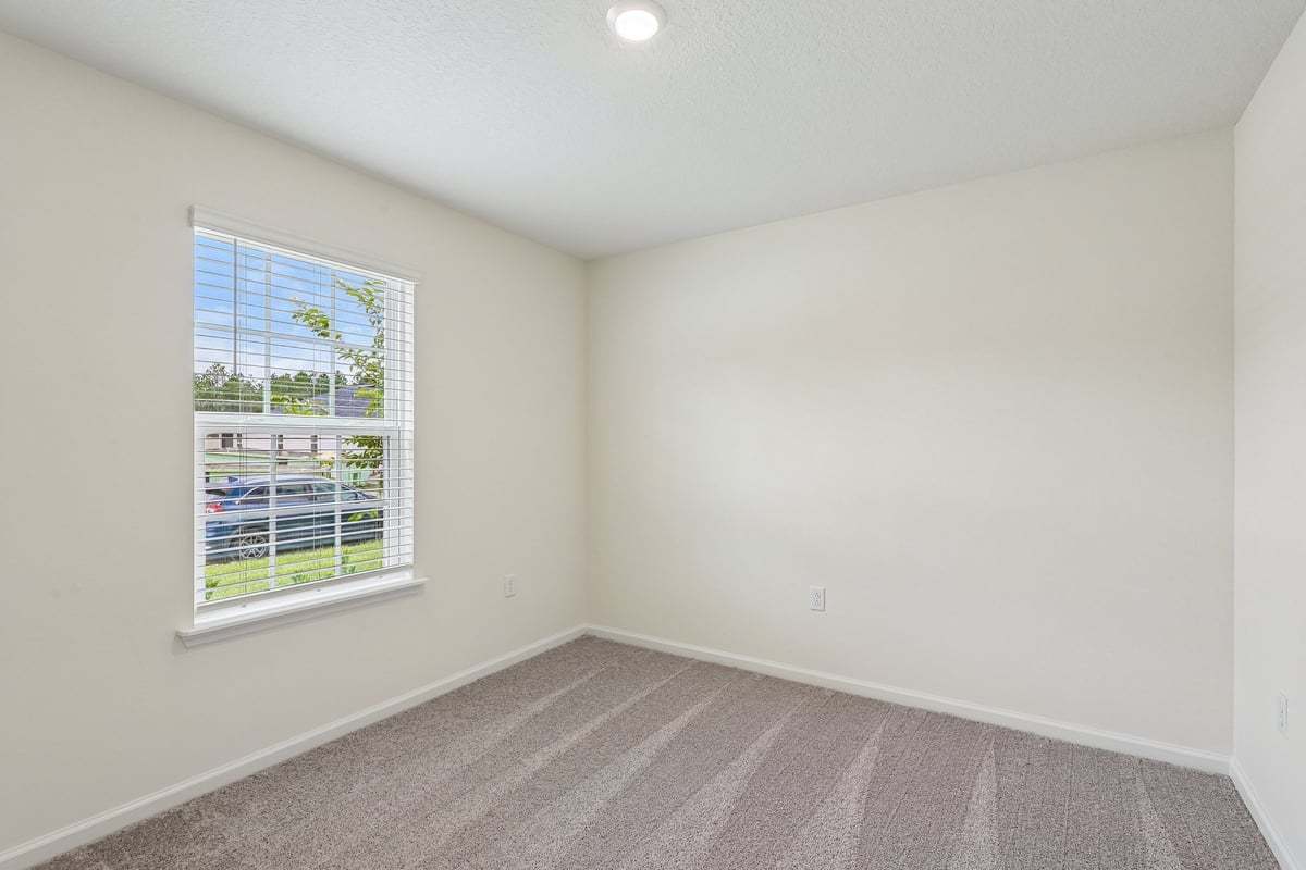 Secondary bedroom