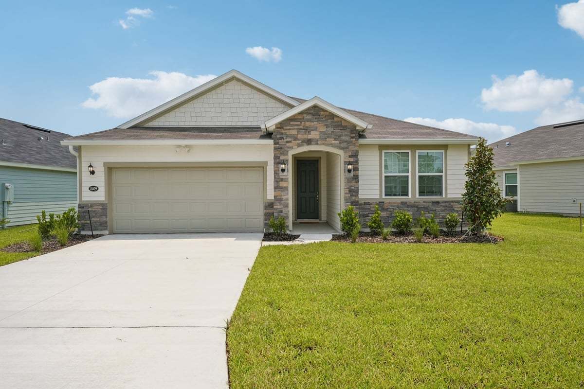Hawkes Meadow por KB Home en Jacksonville-St. Augustine Florida