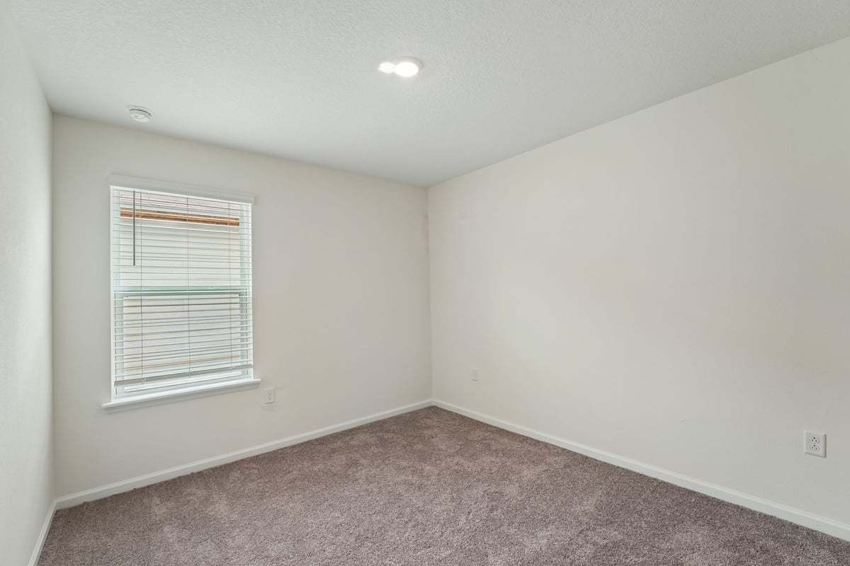 Secondary bedroom