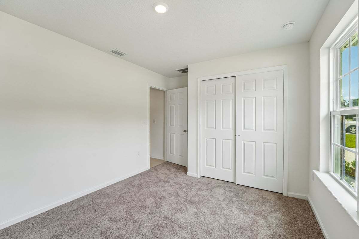 Secondary bedroom