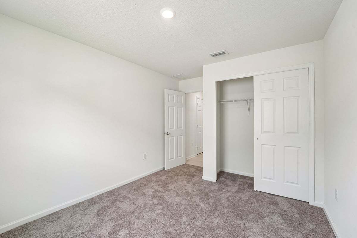 Secondary bedroom