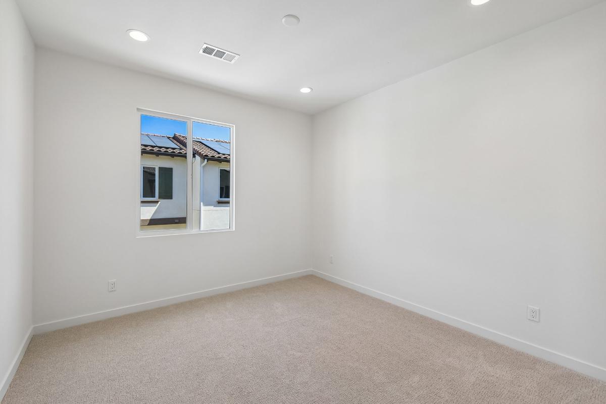 Secondary bedroom