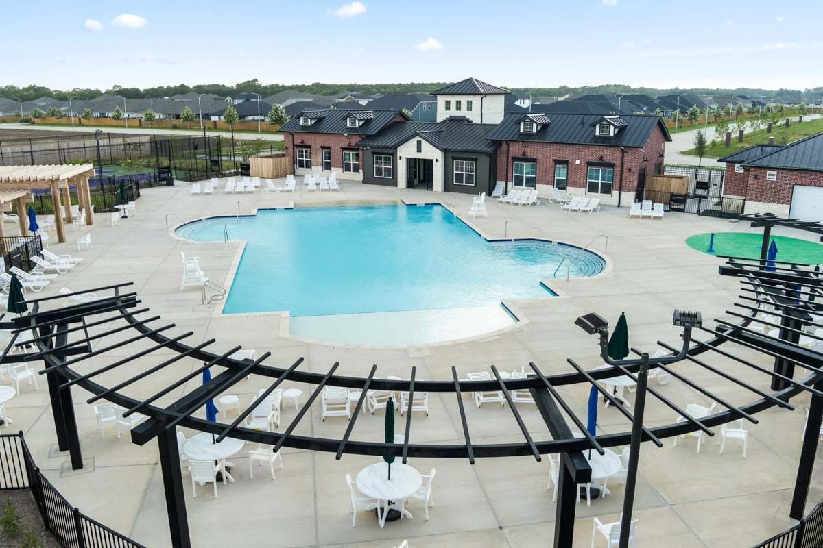 Community pool