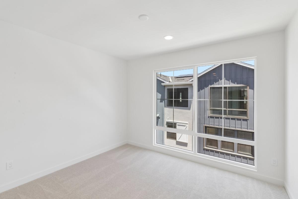 Secondary bedroom