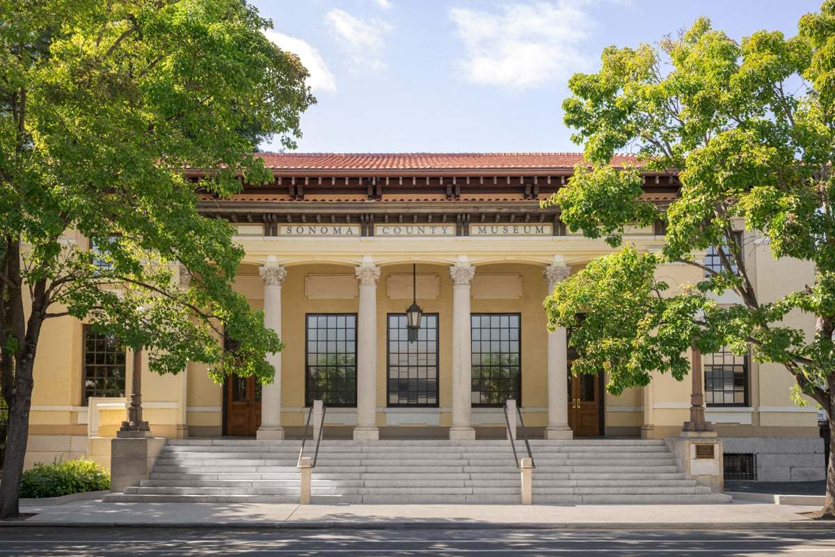 Minutes to Museum of Sonoma County