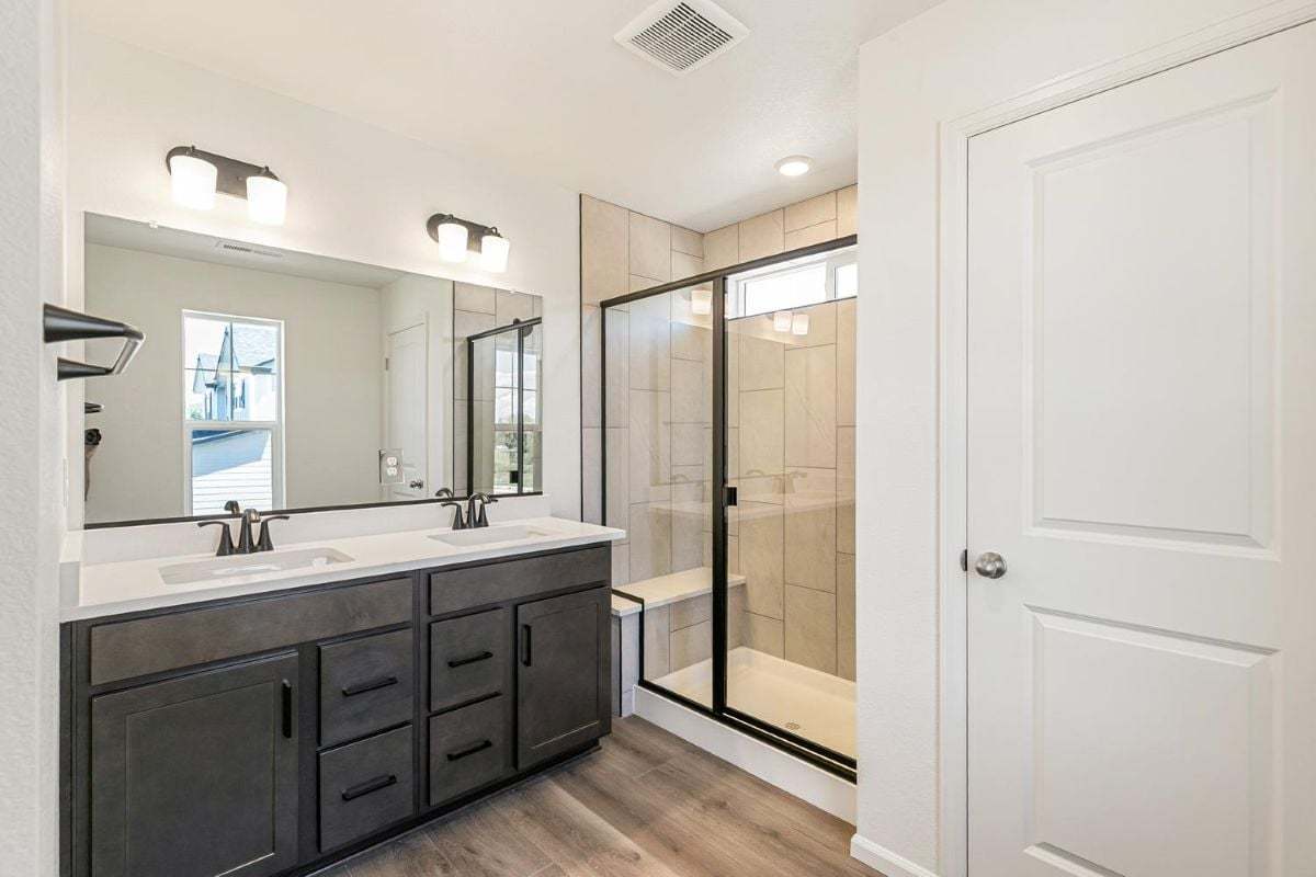 Primary bath