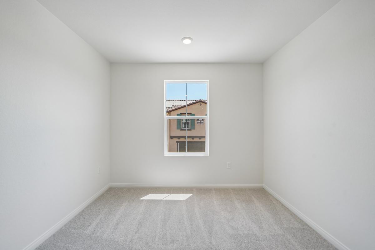 Secondary bedroom