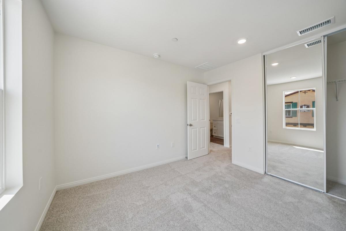 Secondary bedroom