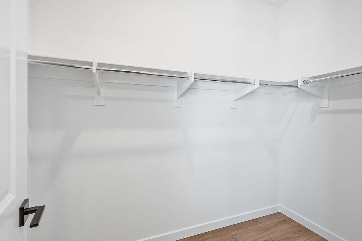 Walk-in closet