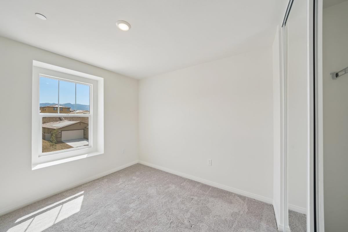 Secondary bedroom