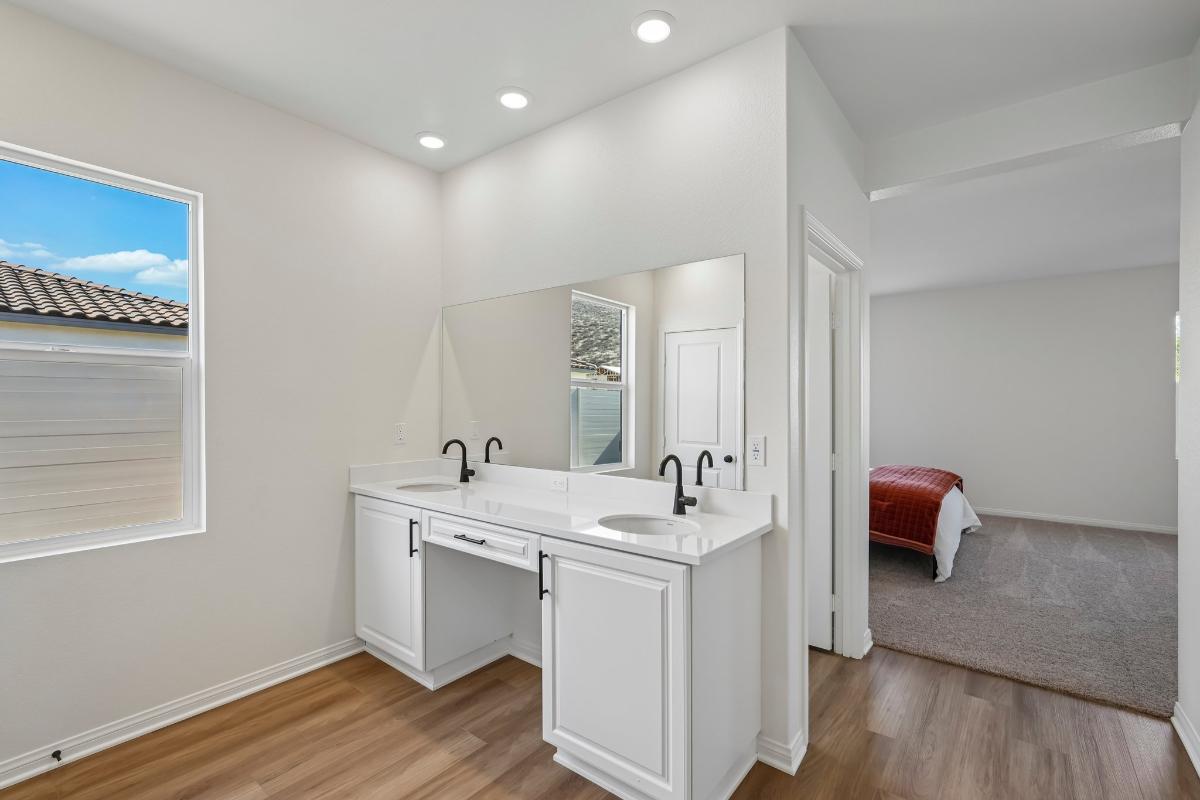 Primary bath