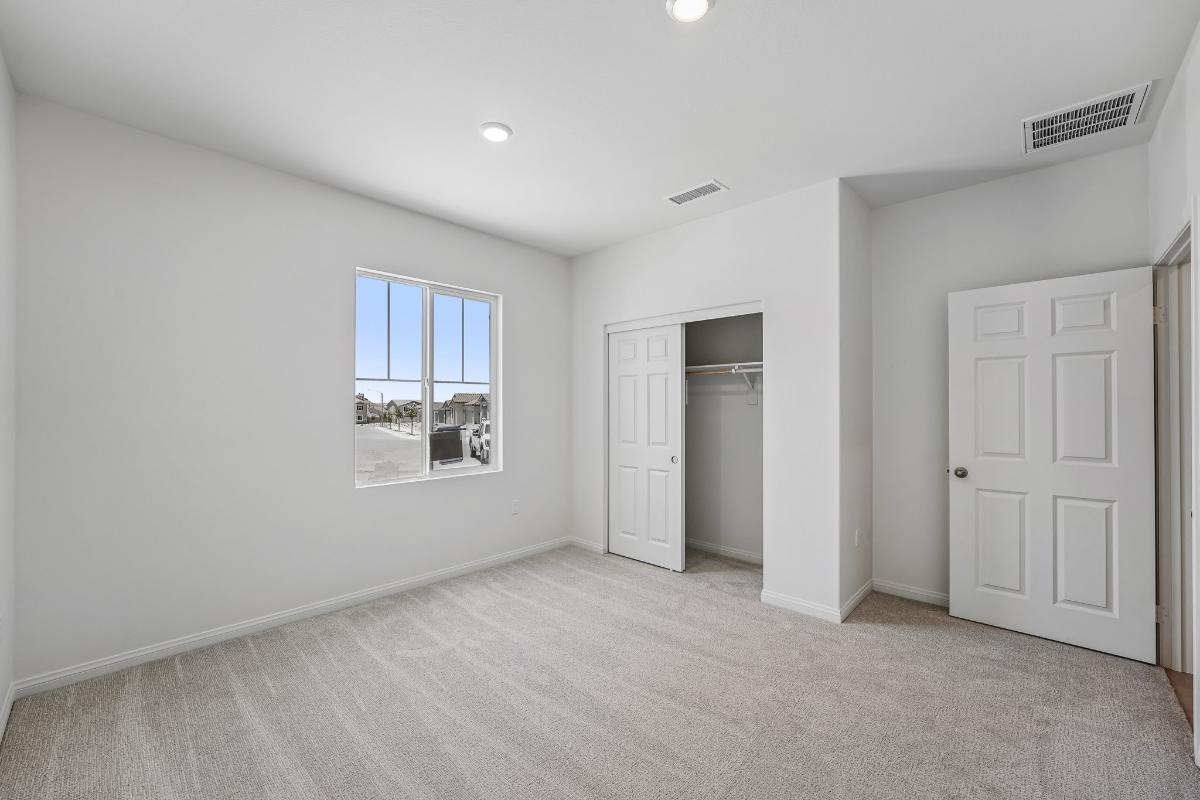 Secondary bedroom