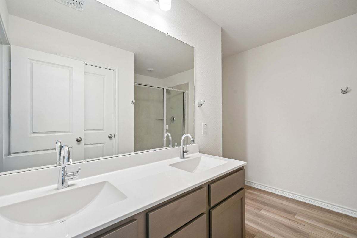 Primary bath