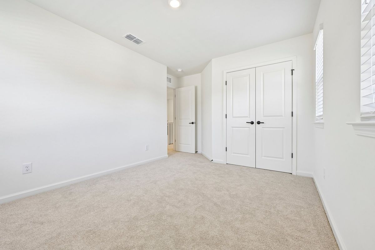 Secondary bedroom
