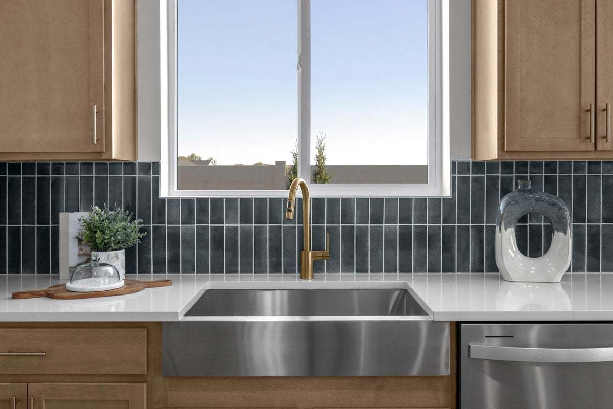 Apron-front sink