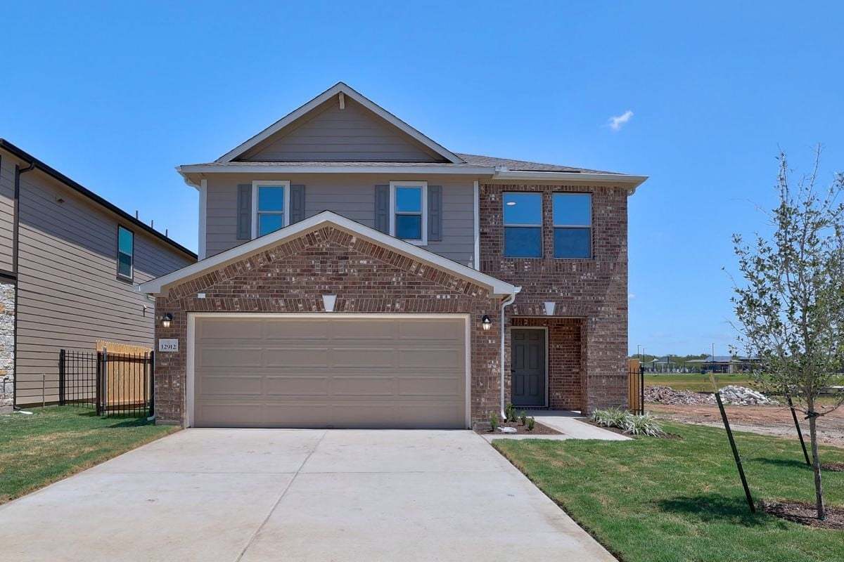 Plan 2070 - Stoney Chase: Del Valle, Texas - KB Home