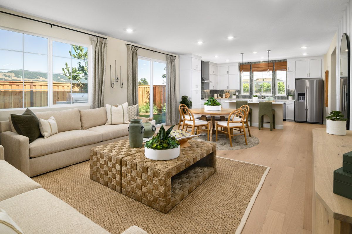 Plan 2153 Modeled - Great room