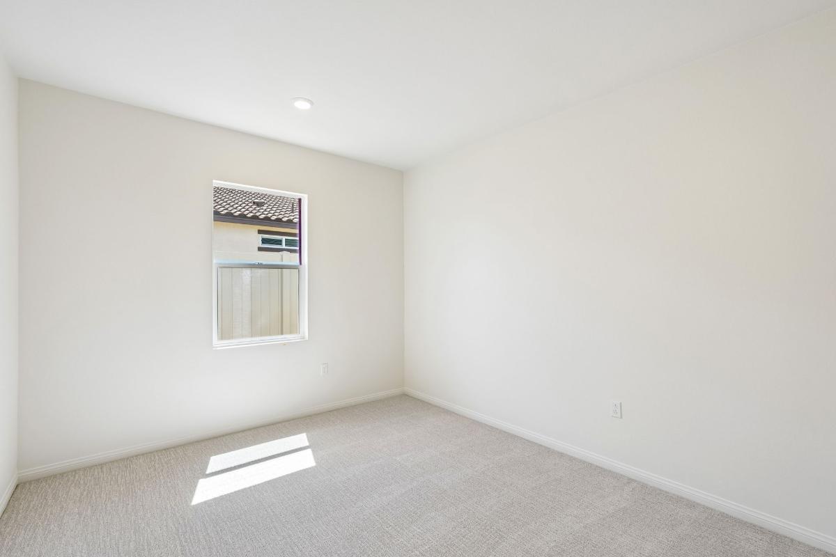 Secondary bedroom