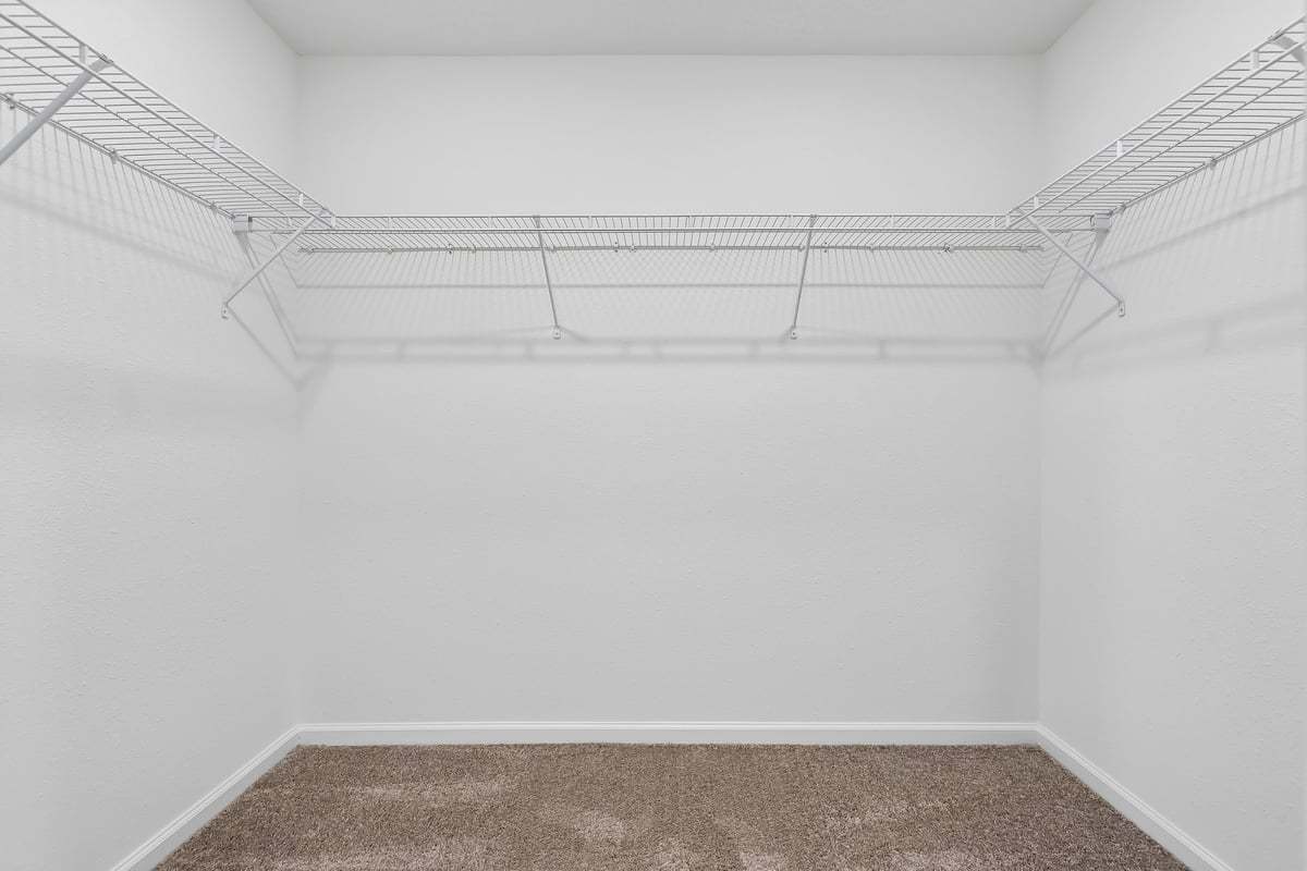 Walk-in closet
