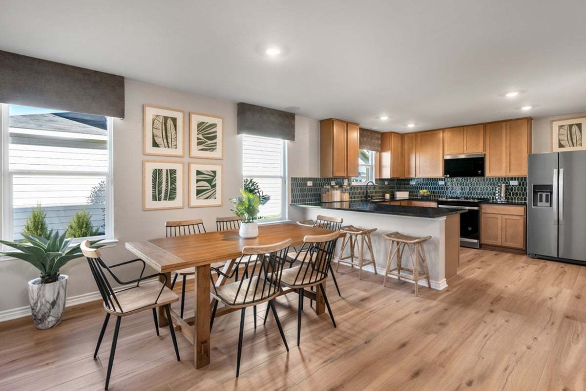 Plan 2246 - Dining area