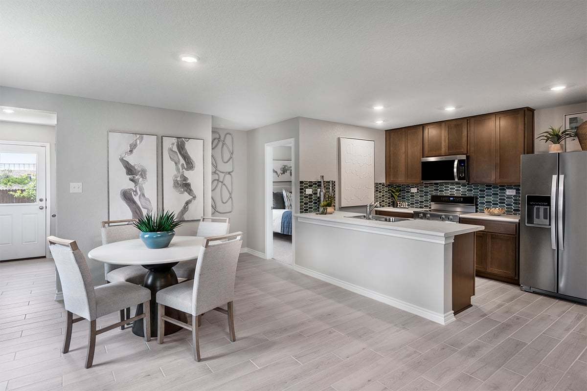 Plan 1417 Modeled - Dining area
