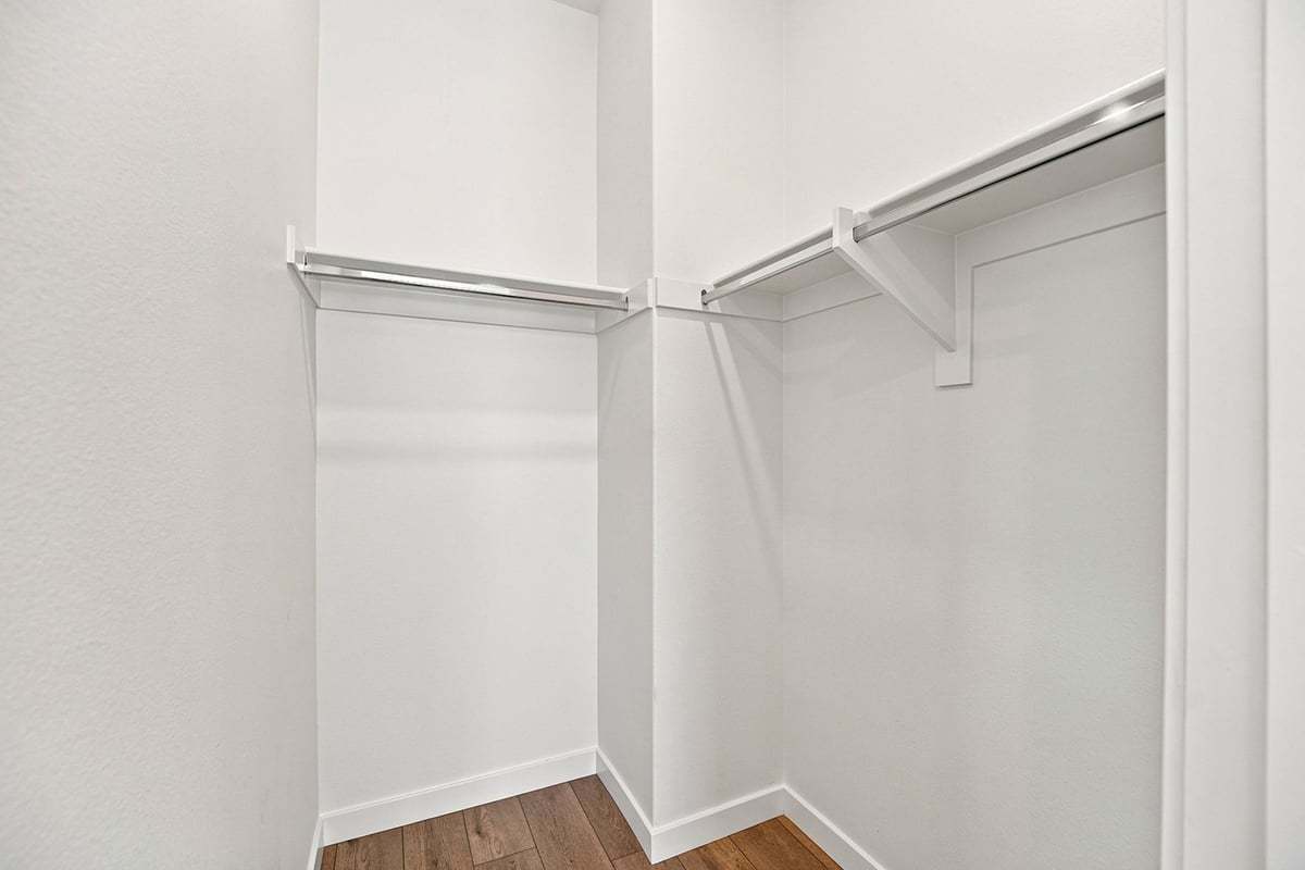 Walk-in closet