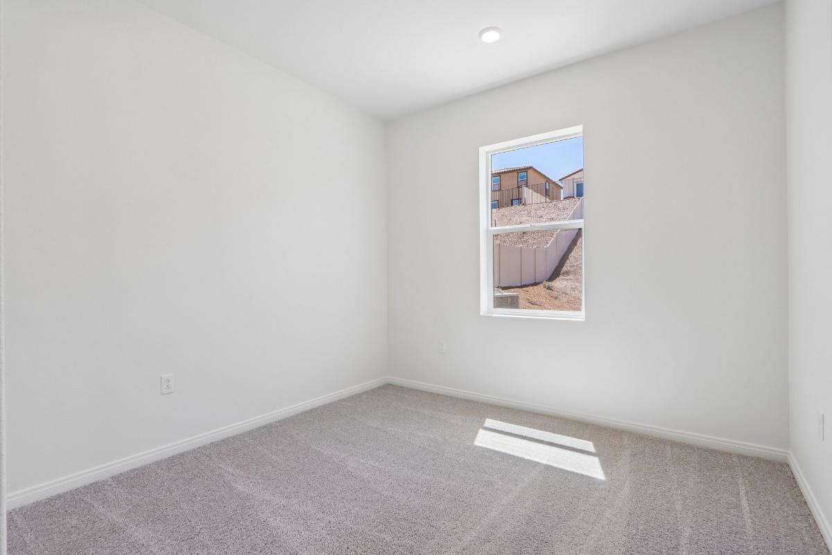 Secondary bedroom