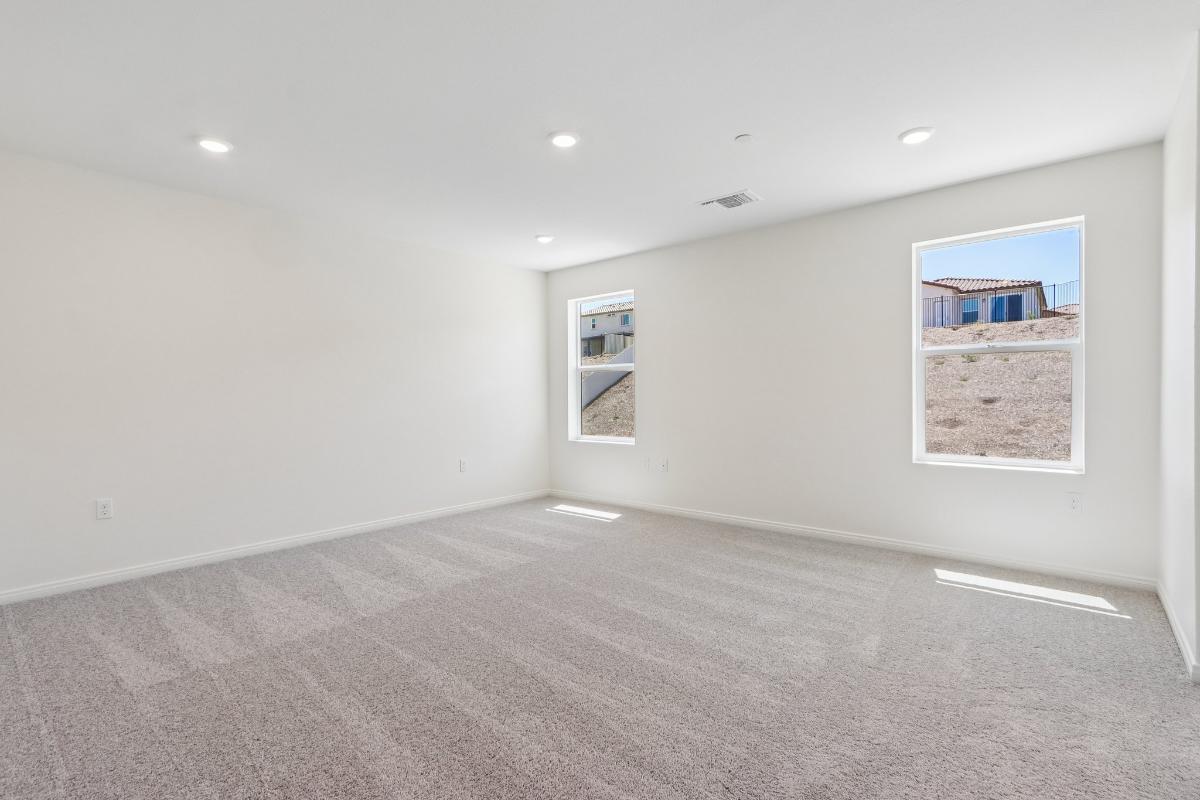 Secondary bedroom