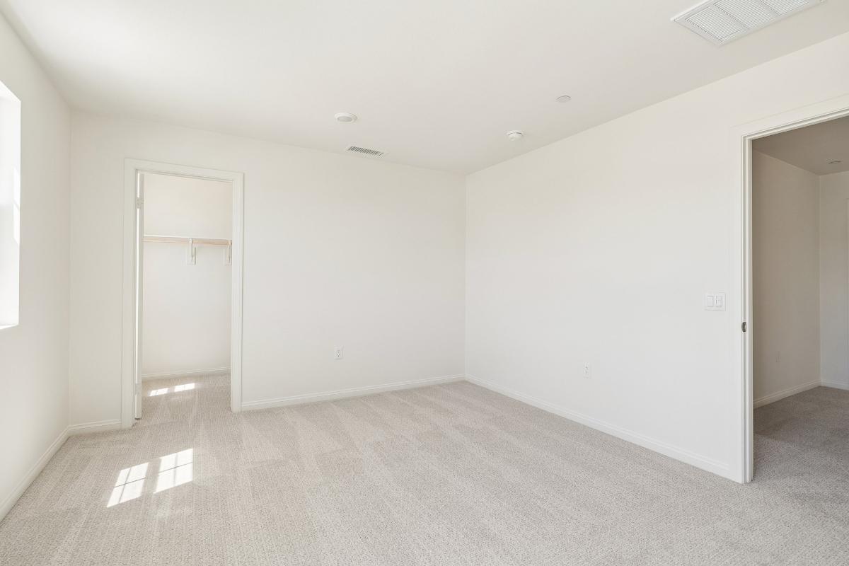 Secondary bedroom