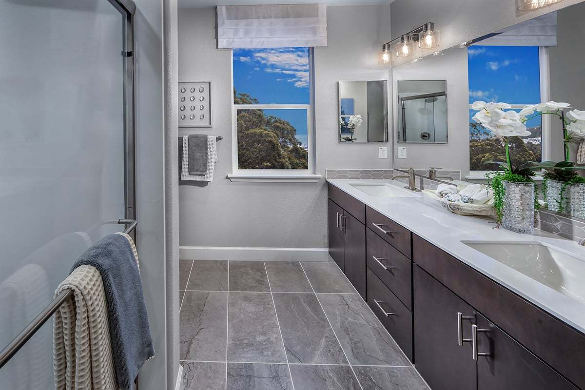 Plan 1994 Modeled - Primary bath