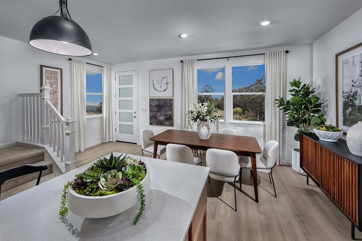 Plan 1835 Modeled - Dining area