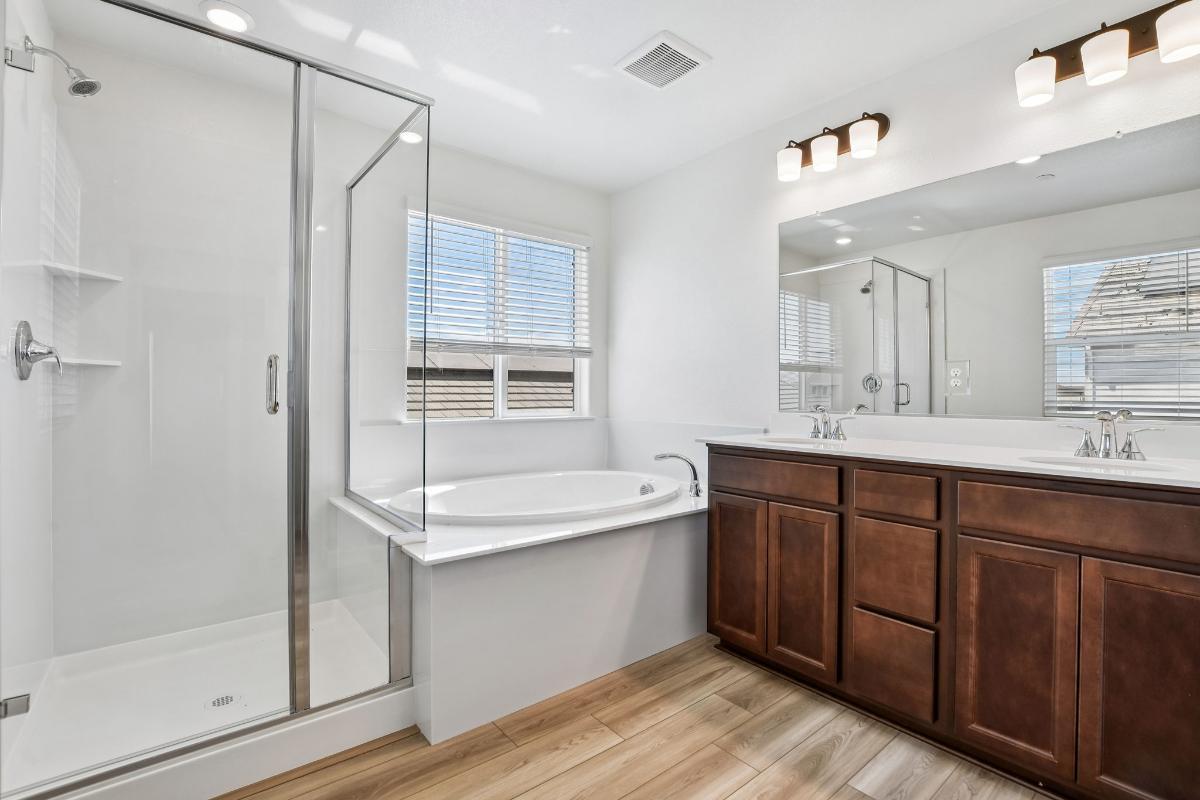 Primary bath