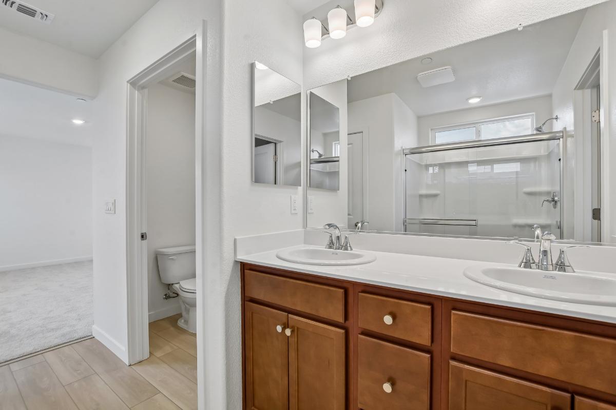 Primary bath