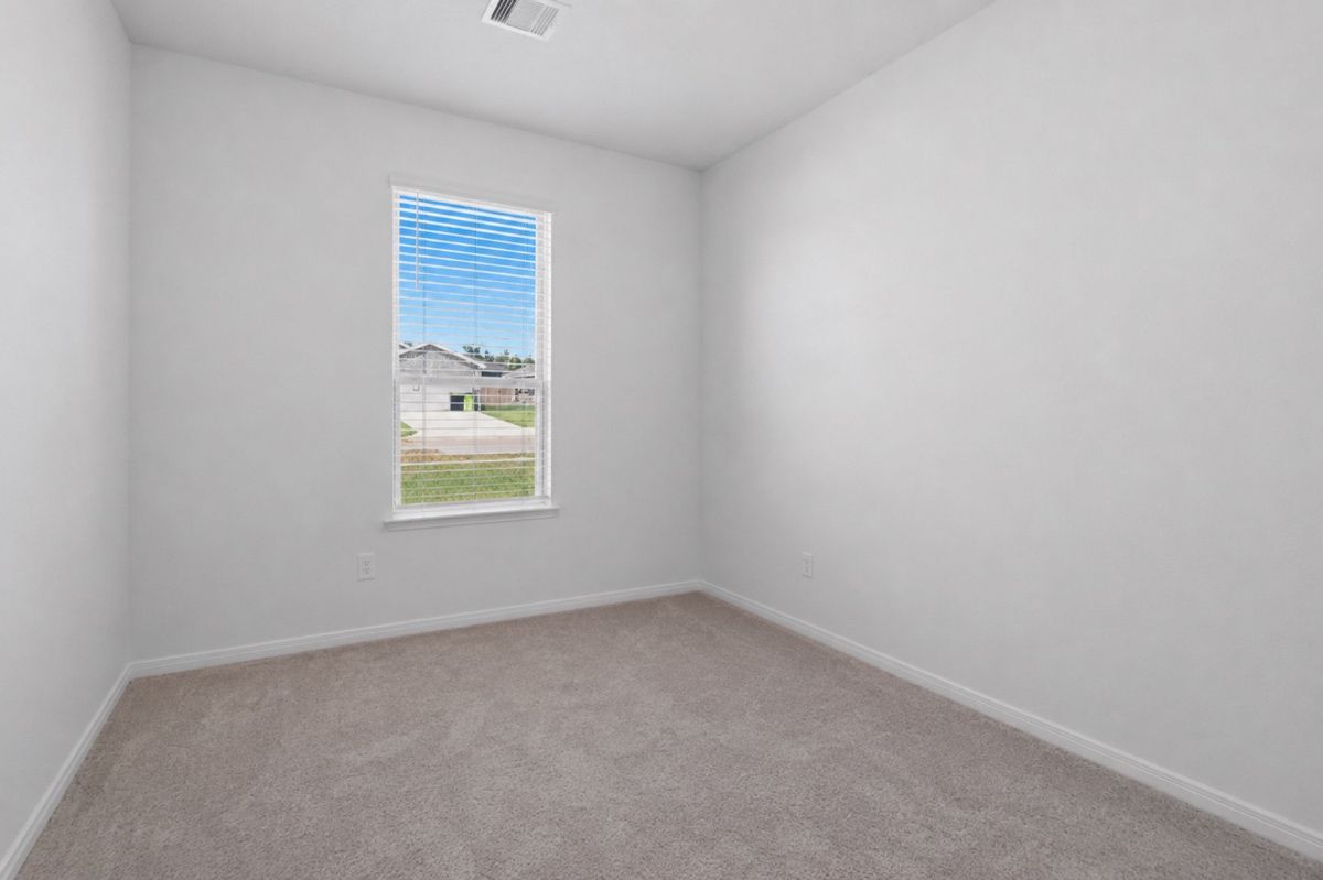 Secondary bedroom