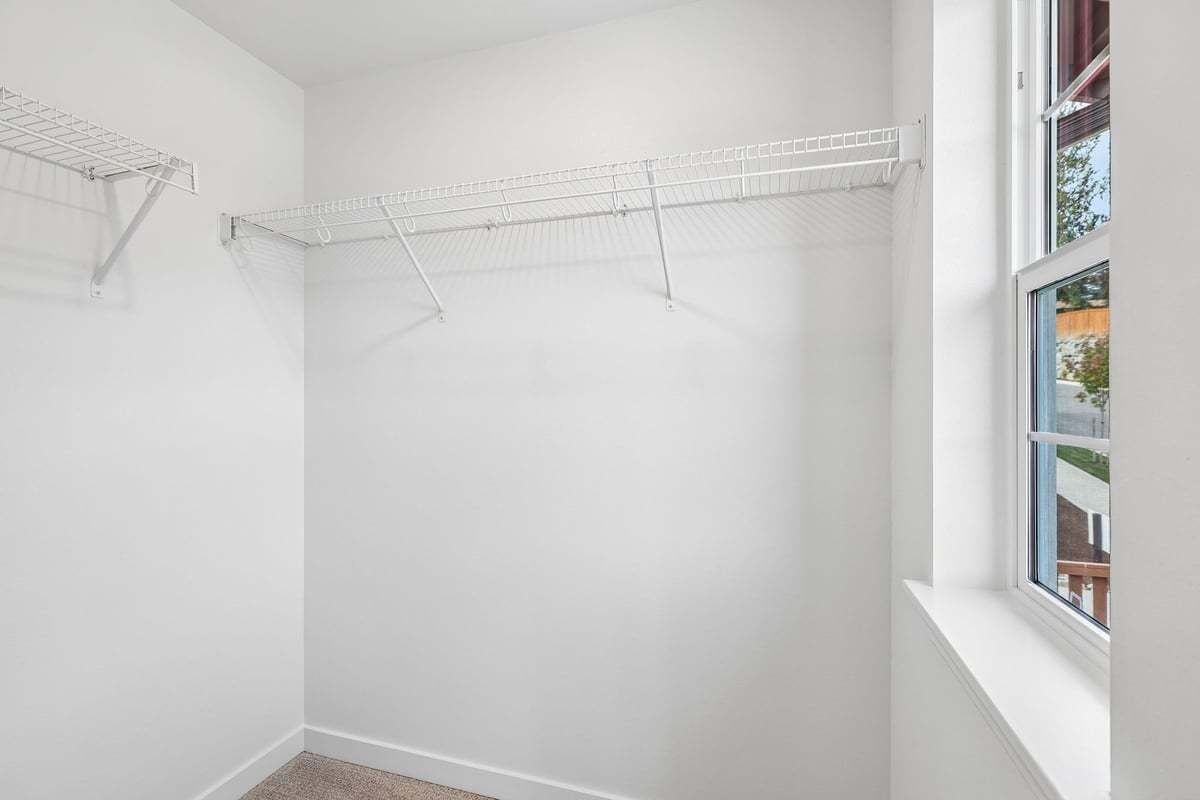 Walk-in closet
