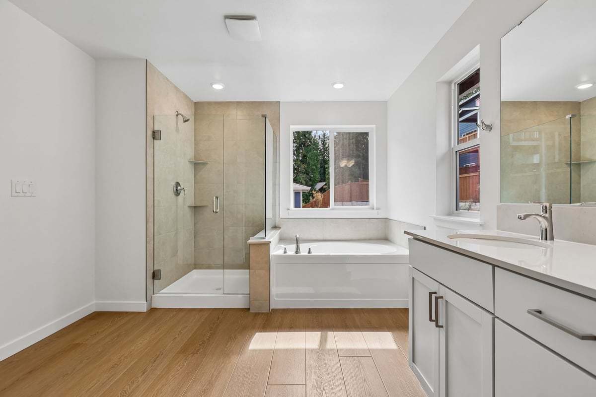 Primary bath