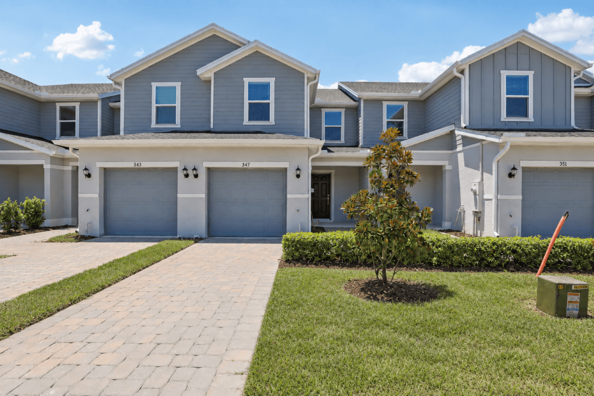 Reserve at Forest Lake Townhomes