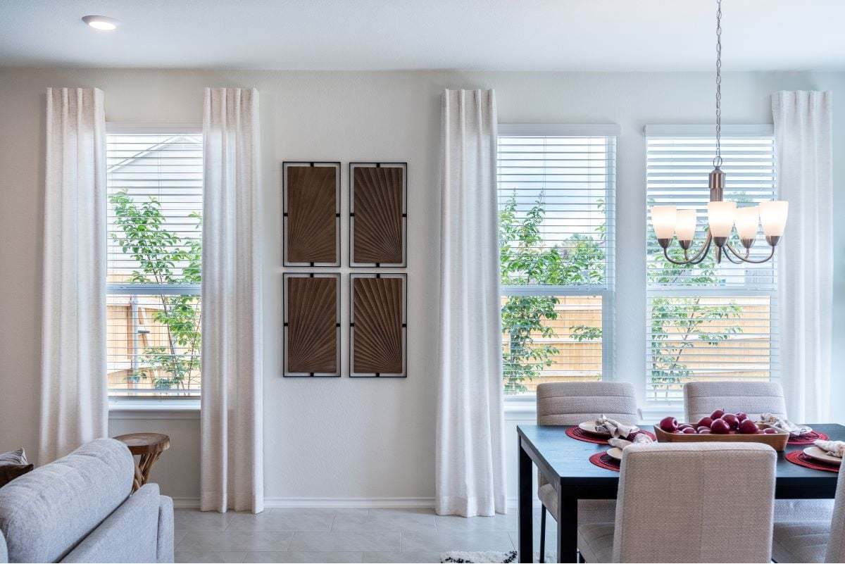 Plan 1271 - Five-light dining chandelier