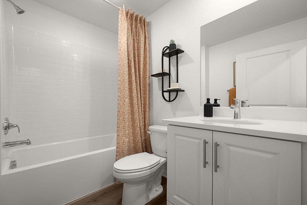 Plan 1579 Modeled - Bath 2