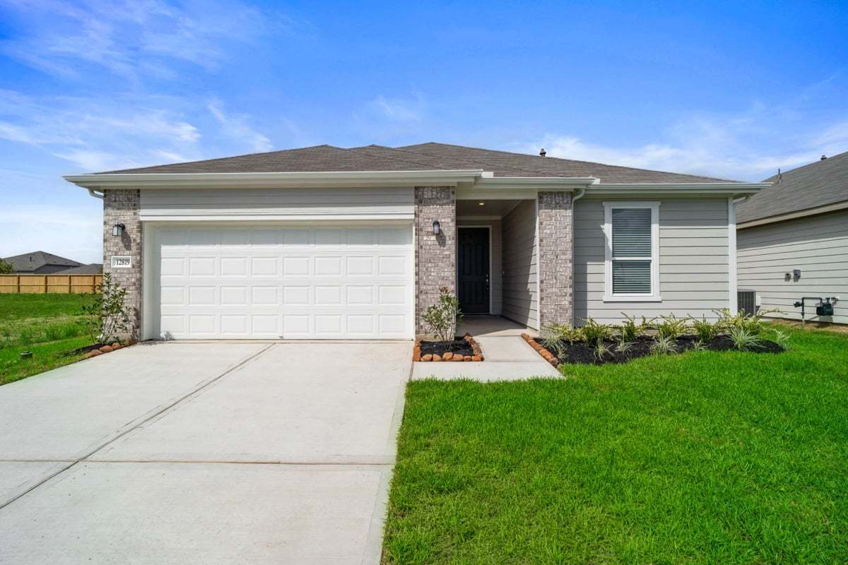12819 Autumn Woods Dr. (Plan 1964)