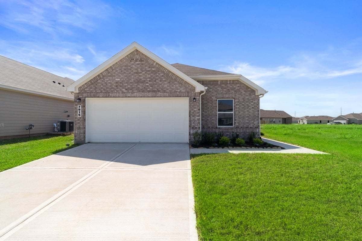 Plan 1702 Modeled - Sunset Grove South: Hitchcock, Texas - KB Home