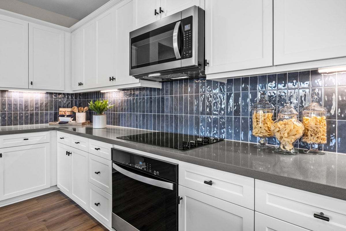 Plan 2139 Modeled - Optional built-in oven
