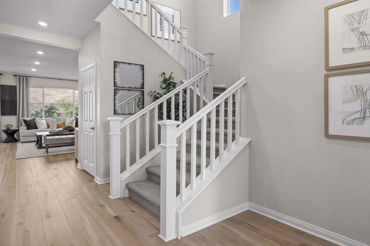 Plan 2389 Modeled - Optional open picket stair rail system
