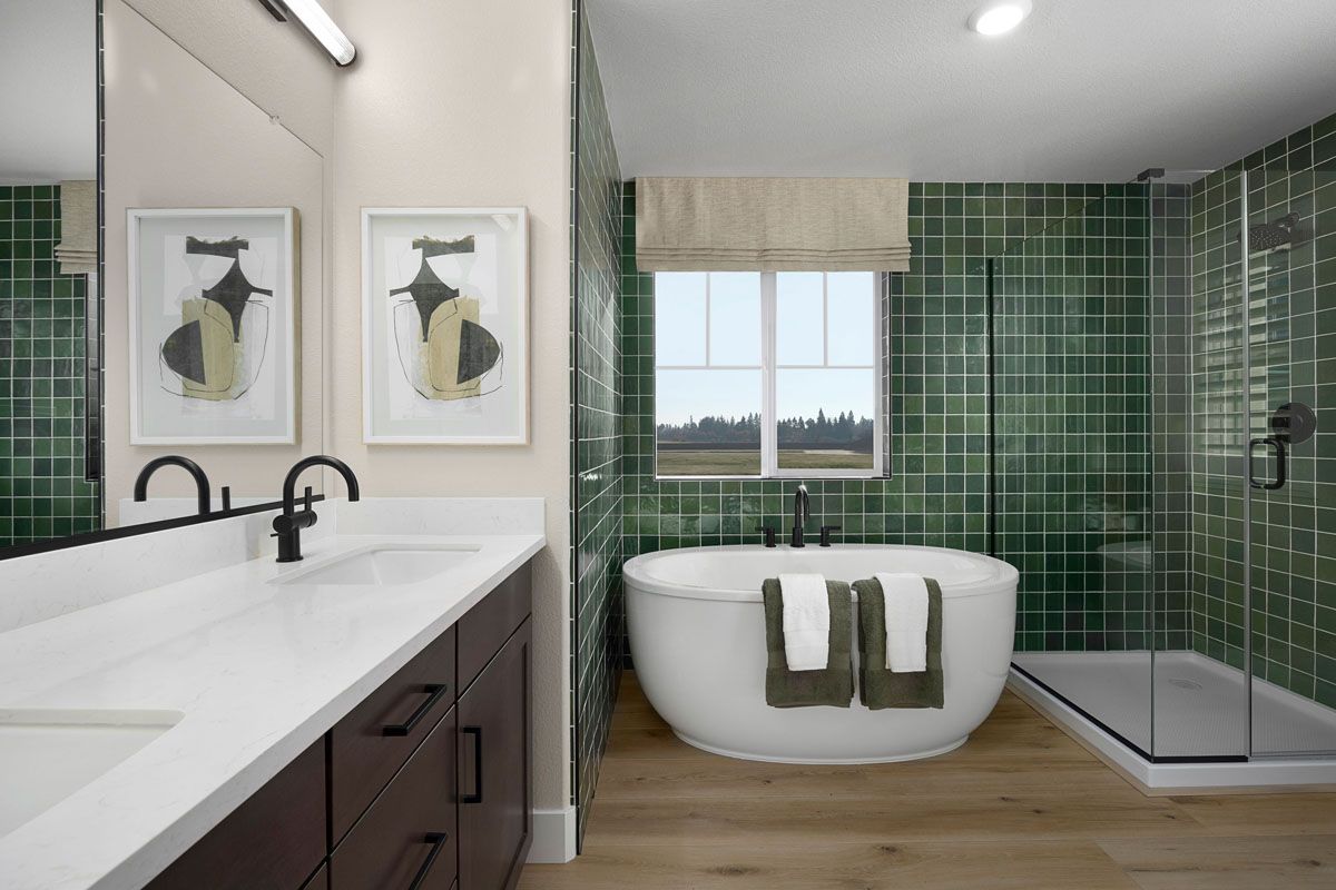 Plan 2111 Modeled - Soaking tub and separate shower at primary bath