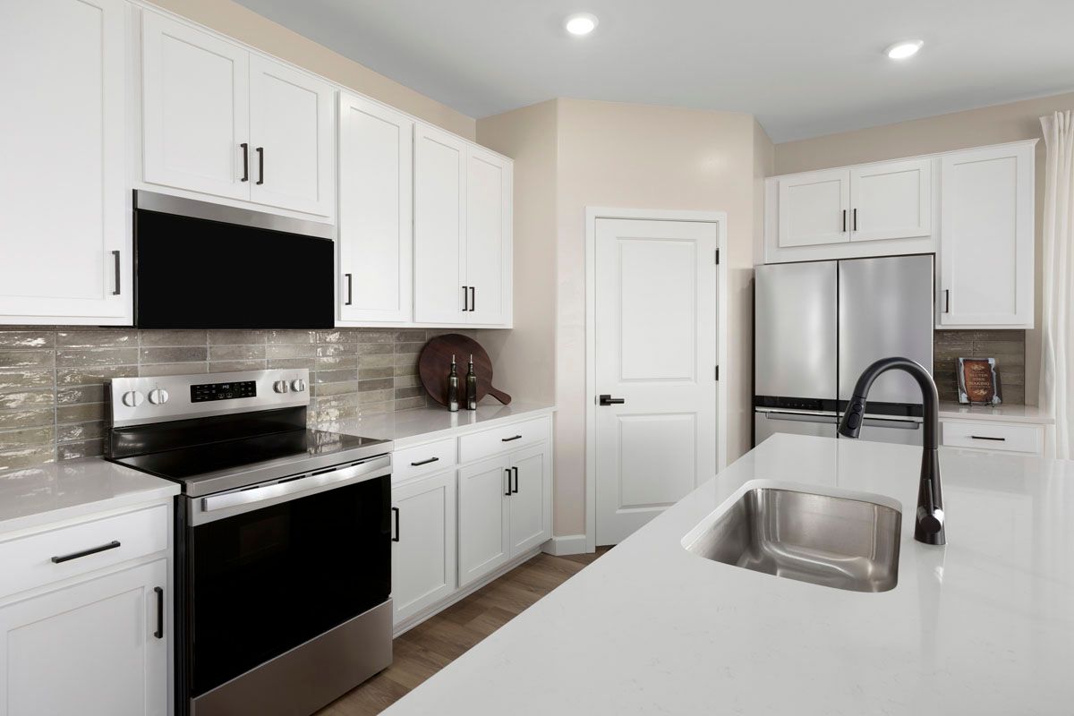Plan 2467 Modeled - Stainless steel appliances