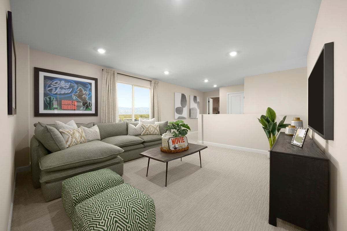 Plan 2467 Modeled - Spacious loft